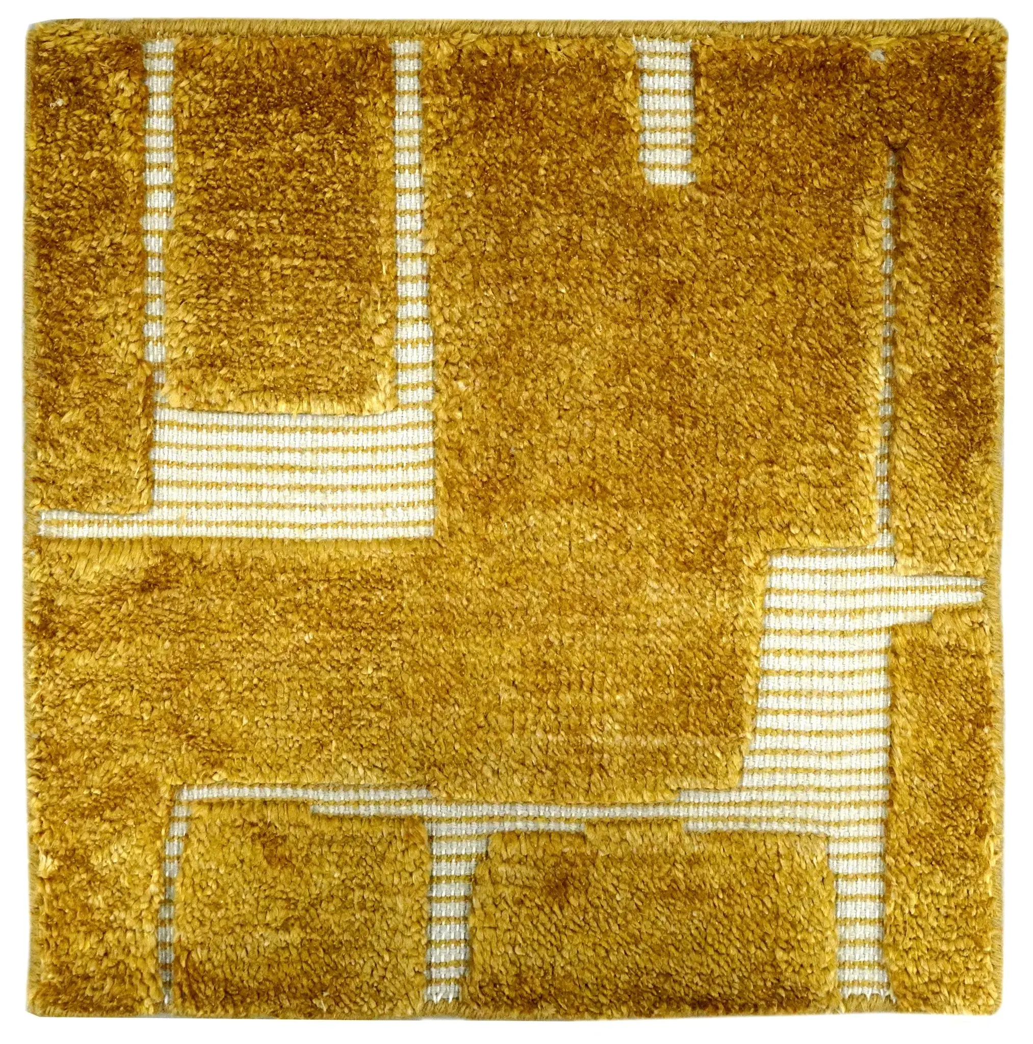 Rei Gold texture close-up