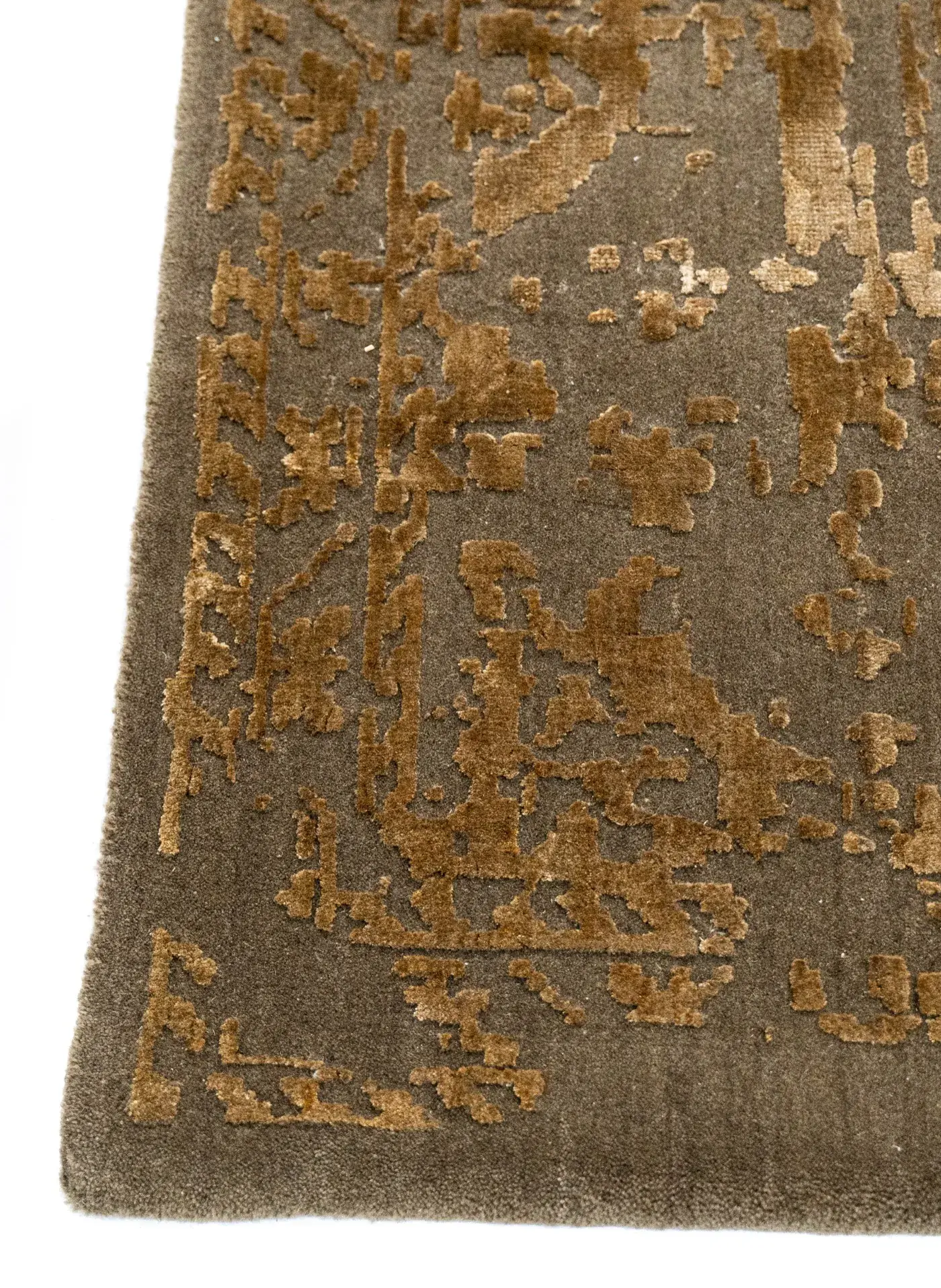 Aiko Gold Olive detail