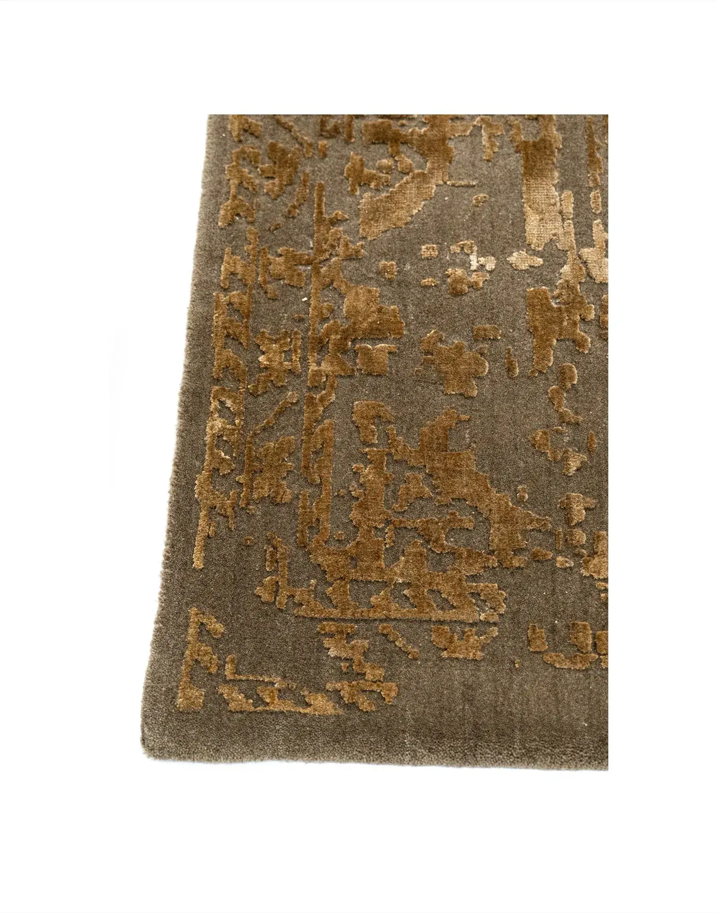 Aiko Gold Olive detail