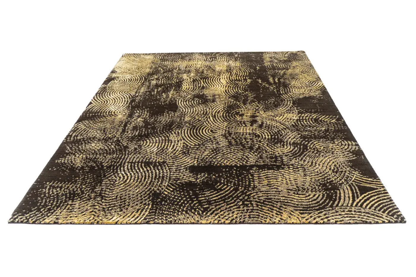 Chiaki Beige Gold detail