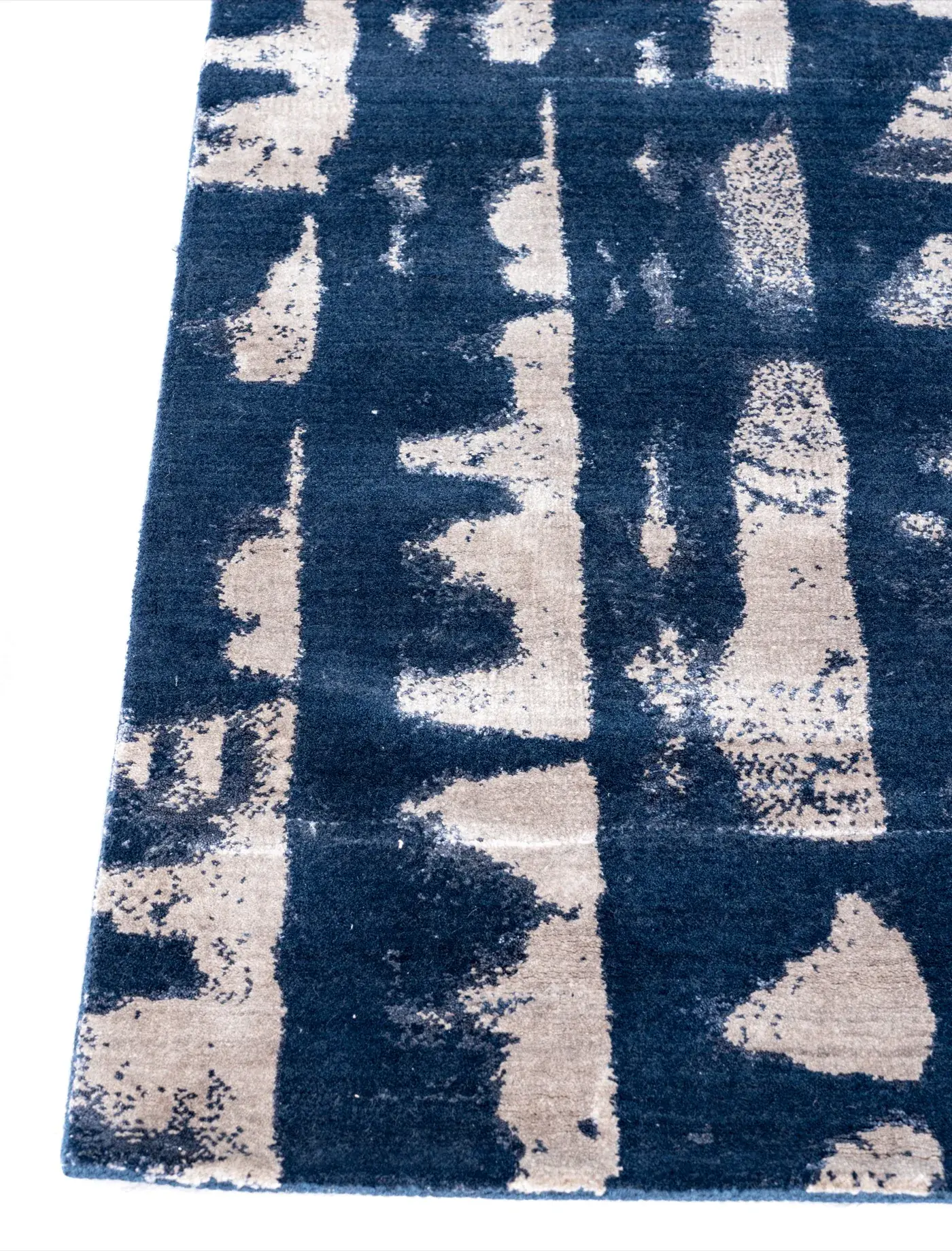 Manami Blue Beige detail