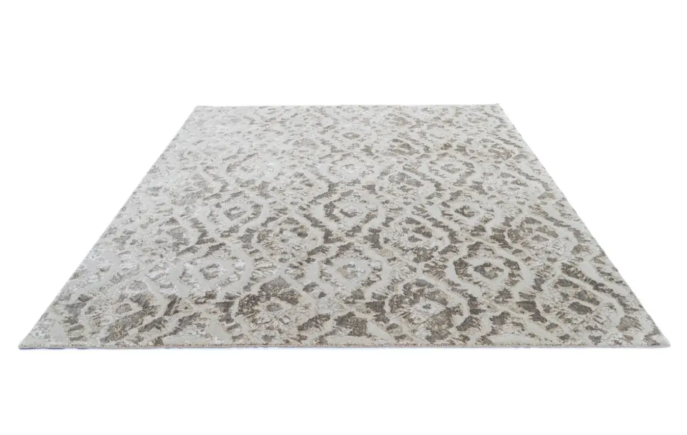 Mayumi Beige Silver detail