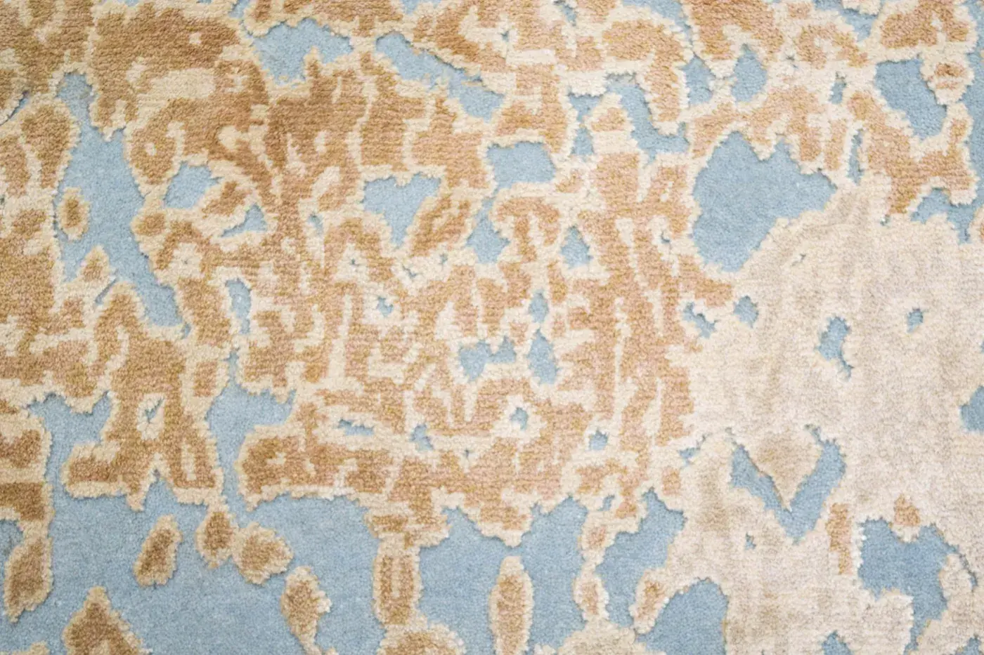 Miya Lt. Blue Gold detail