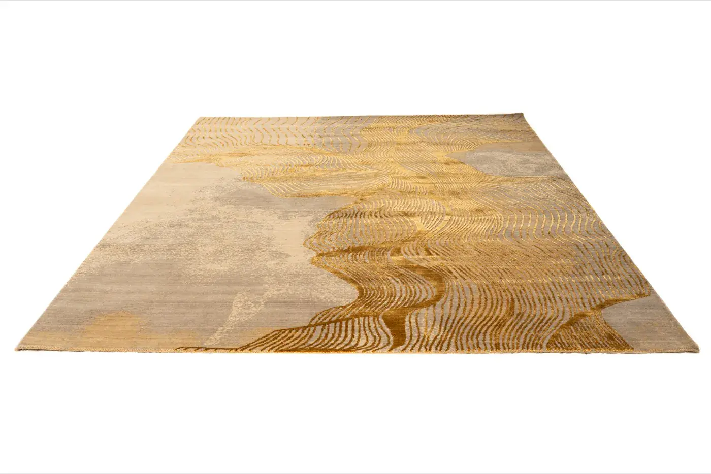 Raiden Beige Gold detail