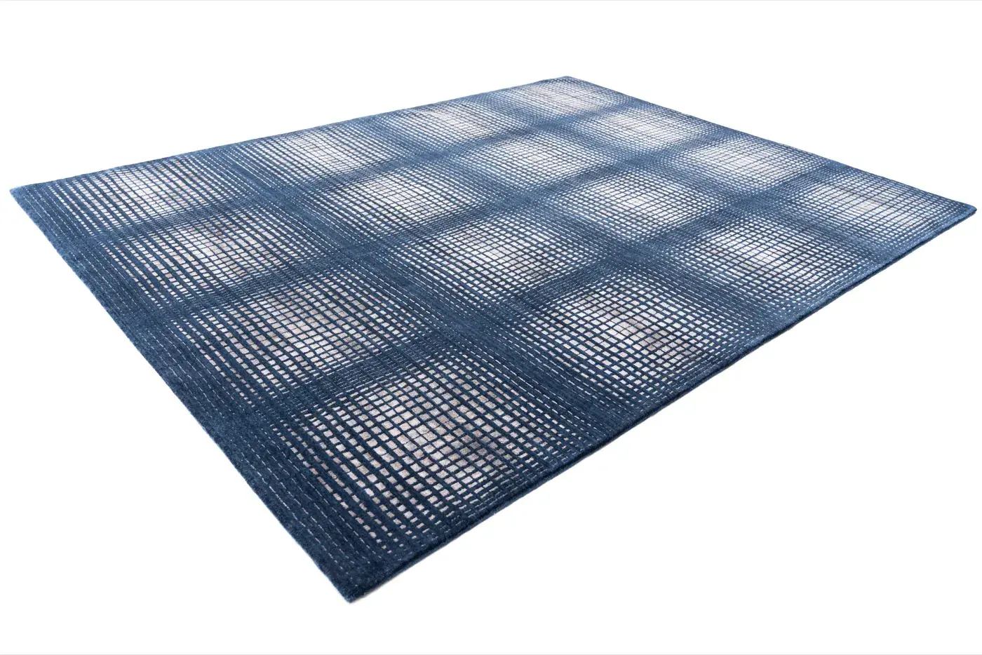 Ryo Navy Blue detail