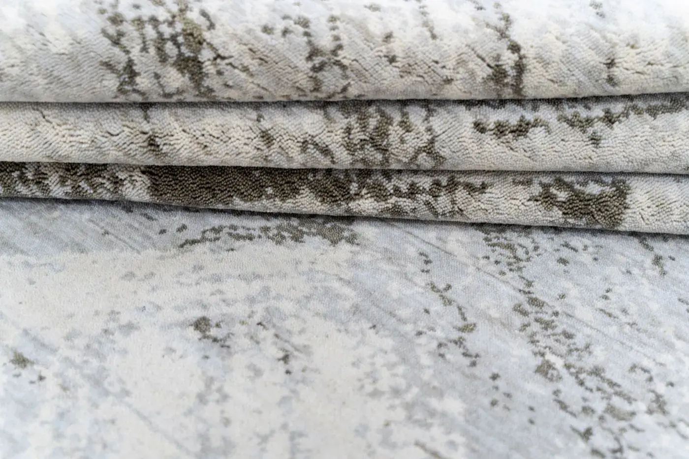 Sumi Cream Grey detail