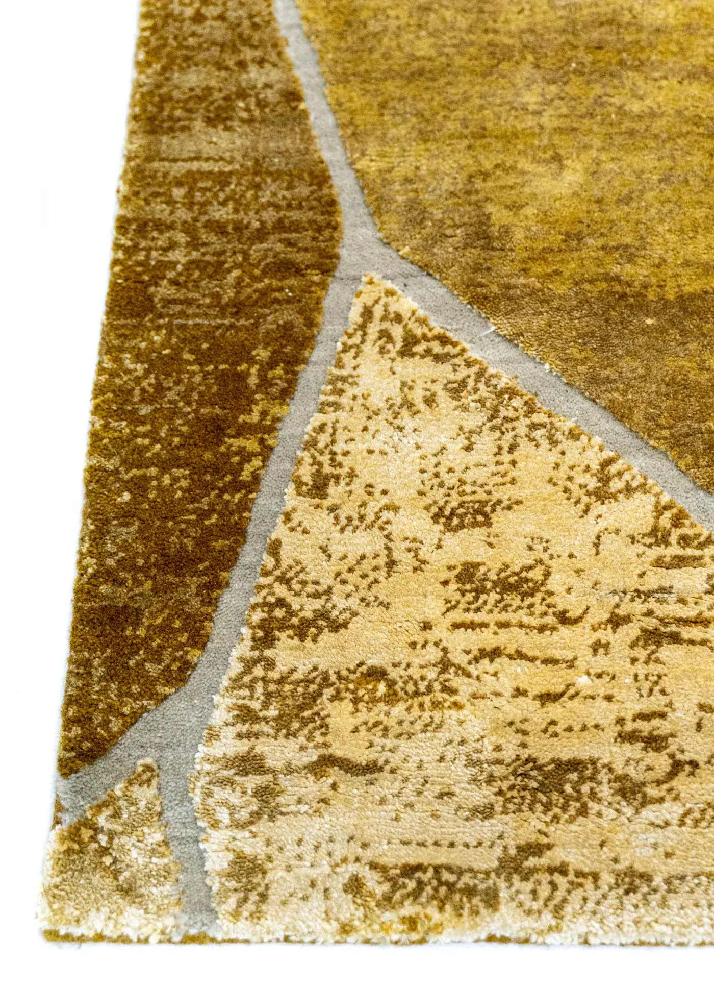 Tadao Lt.gold detail