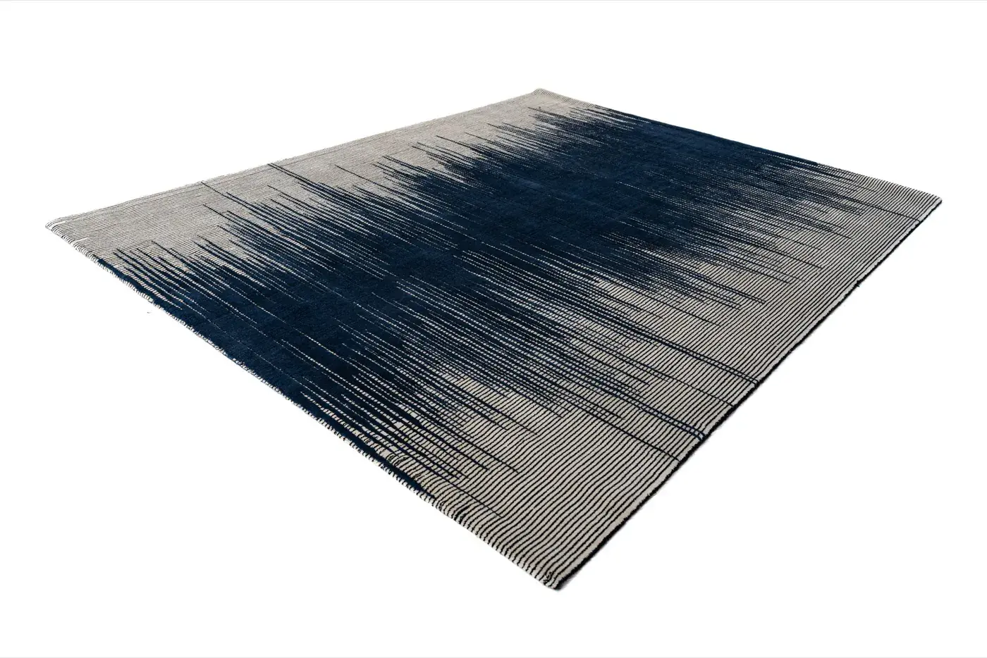 Takumi Navy Off White detail