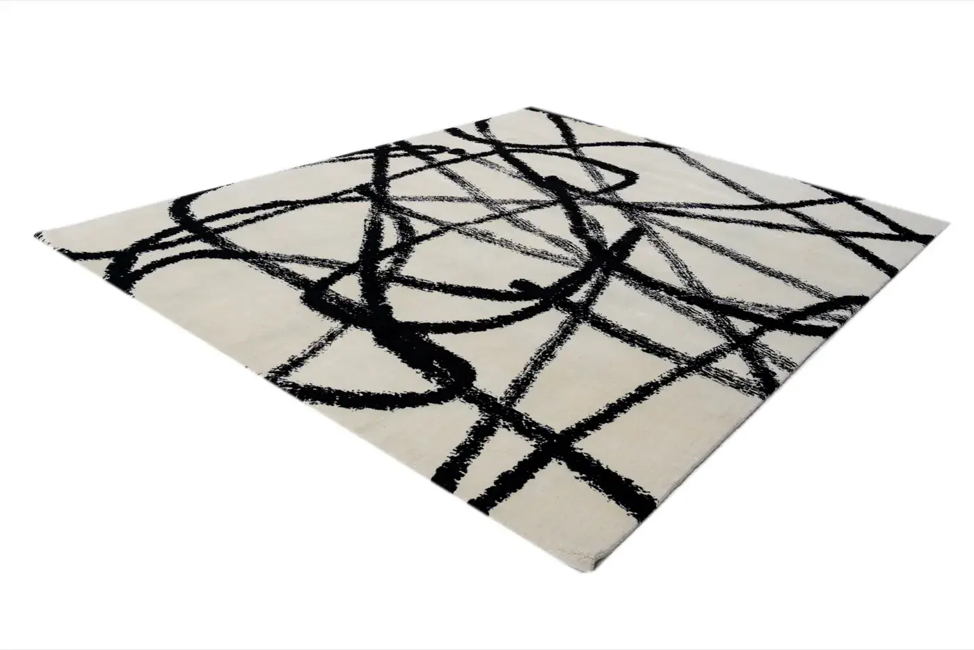 Teru Black White detail